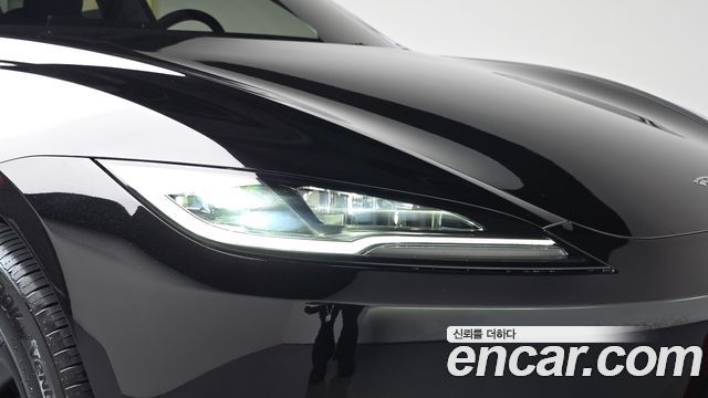Tesla Model 3 2025 — photo 8