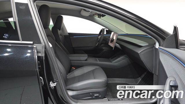 Tesla Model 3 2025 — photo 16