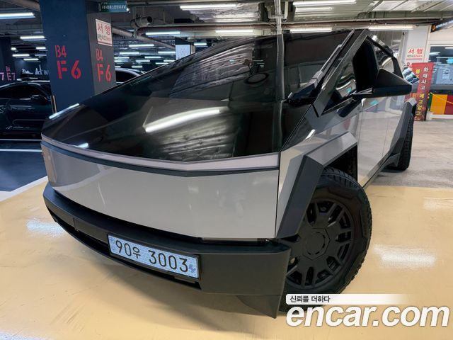 Tesla Cybertruck 2024 — photo 2