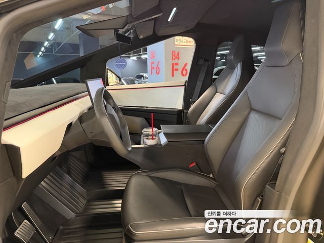 Tesla Cybertruck 2024 — photo 11