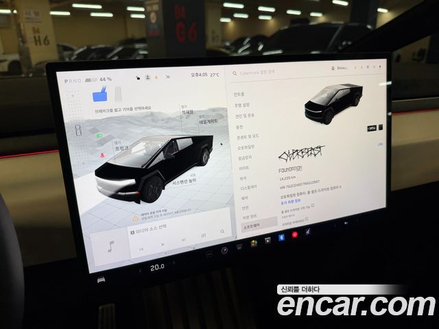 Tesla Cybertruck 2024 — photo 15