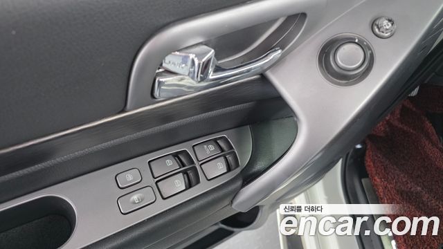 KG Mobility KORANDO 2017 — photo 11