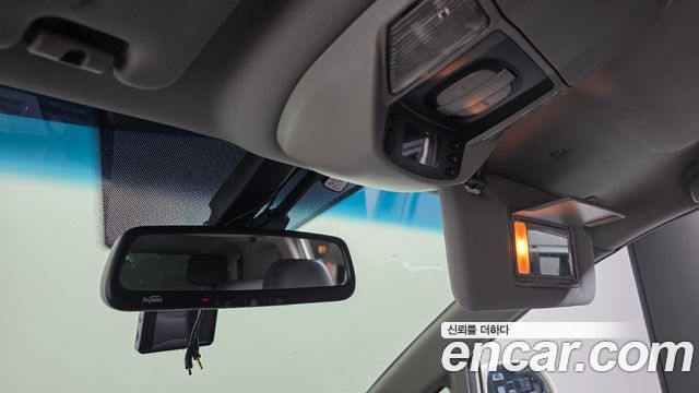 KG Mobility KORANDO 2017 — photo 17