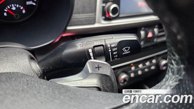 Kia K5 2017 — photo 26