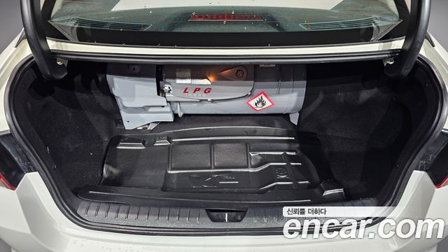 Kia K5 2017 — photo 29