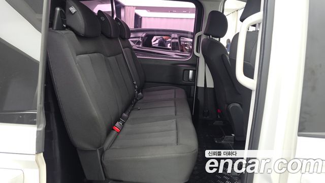 Hyundai Staria 2022 — photo 18