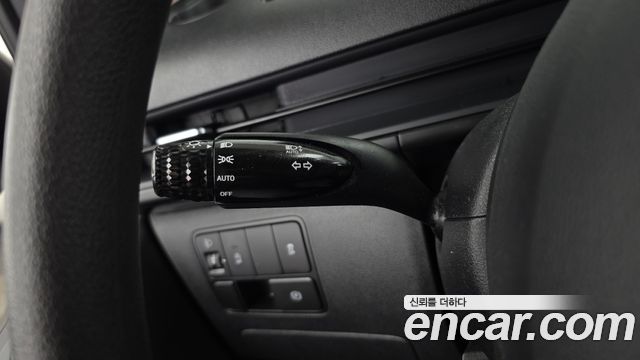 Hyundai Staria 2022 — photo 24