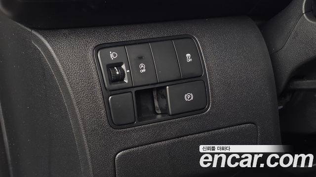 Hyundai Staria 2022 — photo 30
