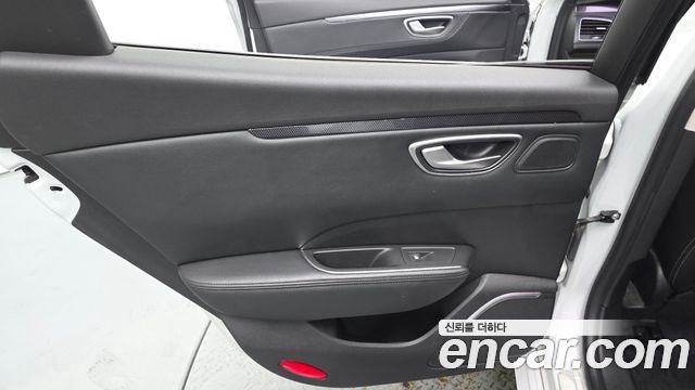 Renault Korea SM6 2019 — photo 15