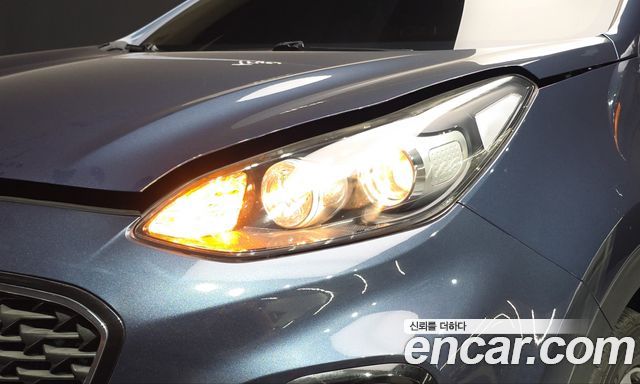 Kia Sportage 2021 — photo 8