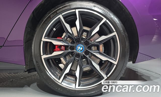 BMW i4 2024 — photo 7