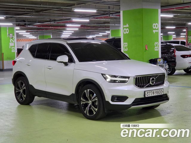 Volvo XC40 2020 — photo 3