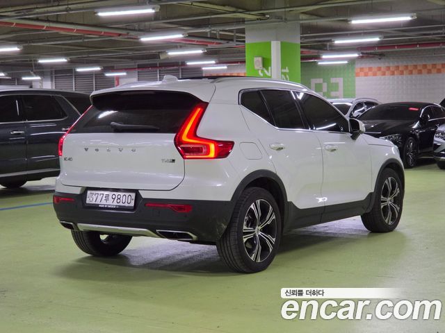 Volvo XC40 2020 — photo 4