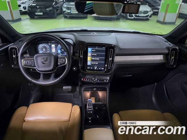 Volvo XC40 2020 — photo 7