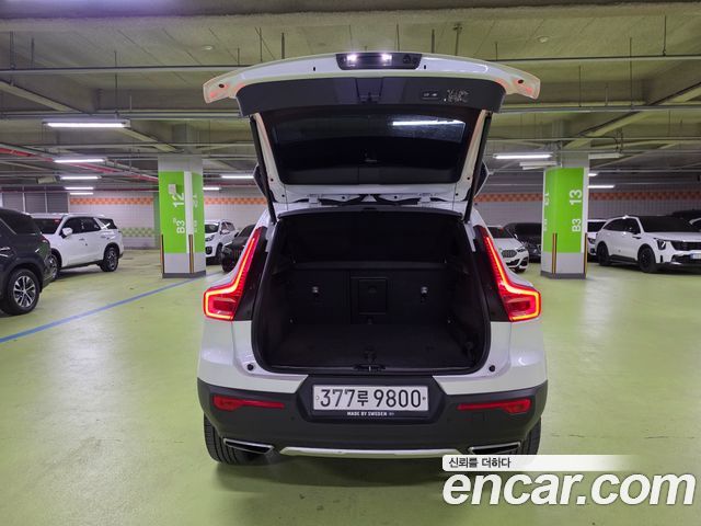 Volvo XC40 2020 — photo 20