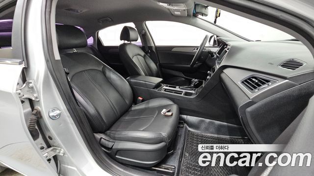 Hyundai Sonata 2015 — photo 18
