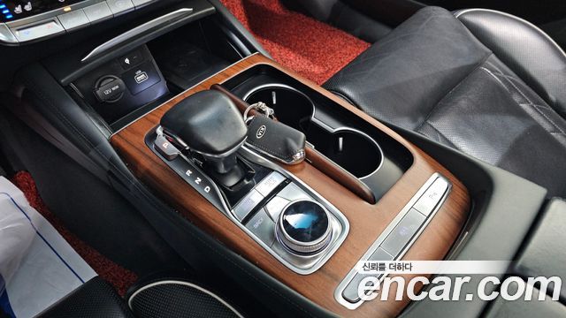 Kia K9 2019 — photo 9