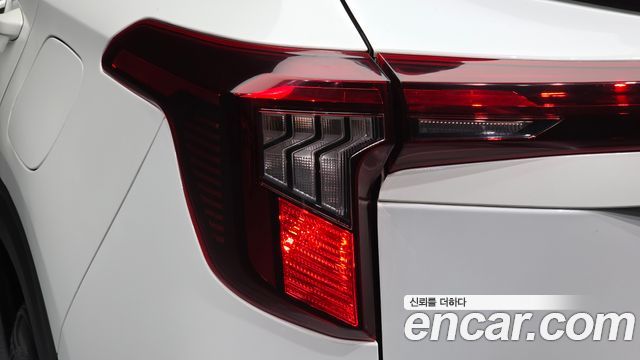 Kia Seltos 2023 — photo 9