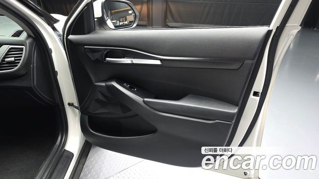 Kia Seltos 2023 — photo 14