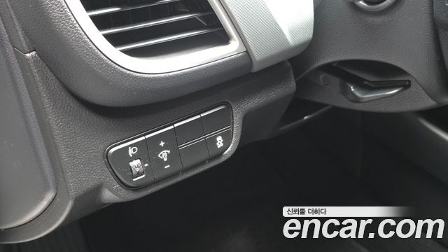 Kia Seltos 2023 — photo 30