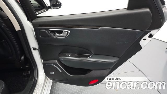 Renault Korea SM6 2016 — photo 15