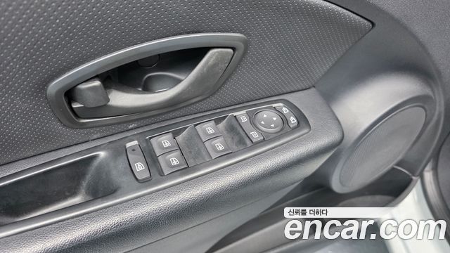 Renault Korea SM3 2018 — photo 25