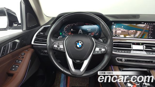 BMW X5 2021 — photo 18