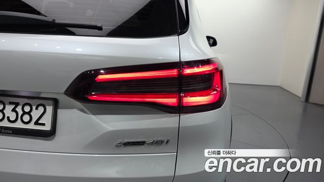BMW X5 2021 — photo 9