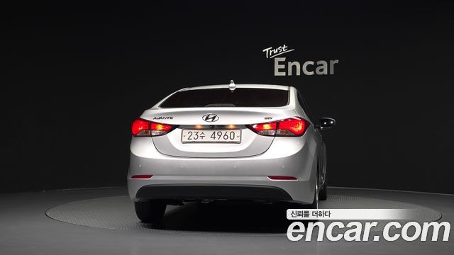 Hyundai AVANTE 2016 — photo 4