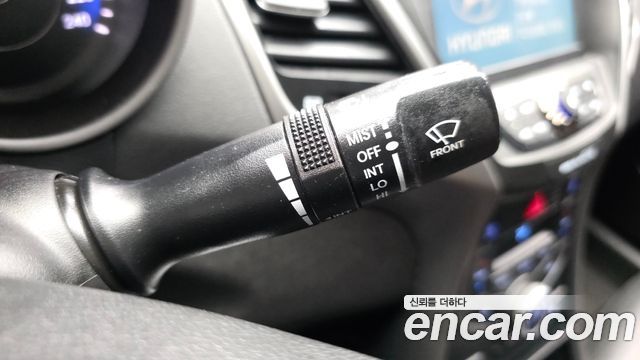 Hyundai AVANTE 2016 — photo 17