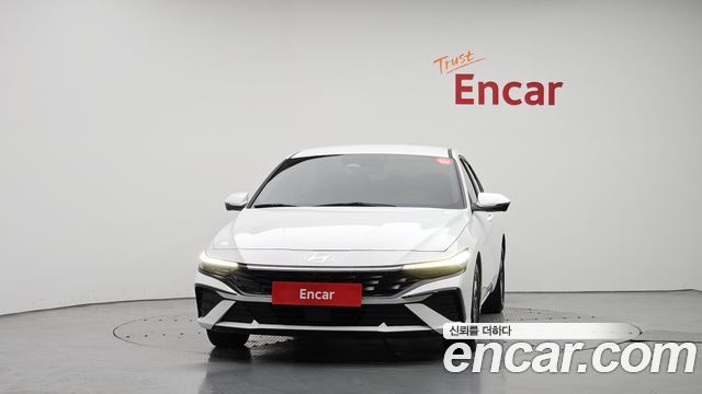 Hyundai AVANTE 2024 — photo 3