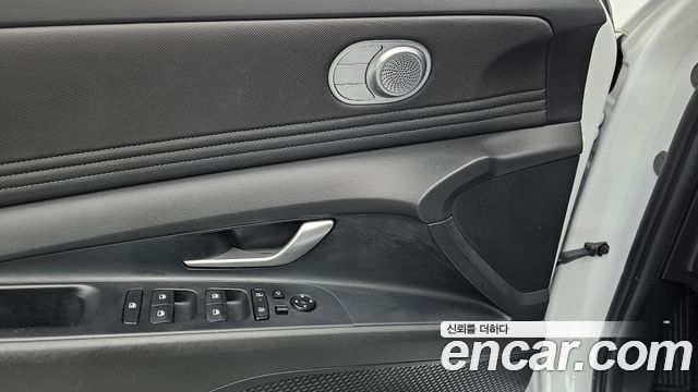 Hyundai AVANTE 2024 — photo 14
