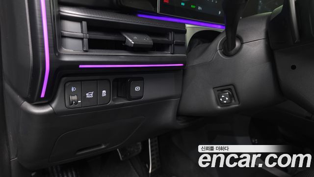 Hyundai Santafe 2025 — photo 18