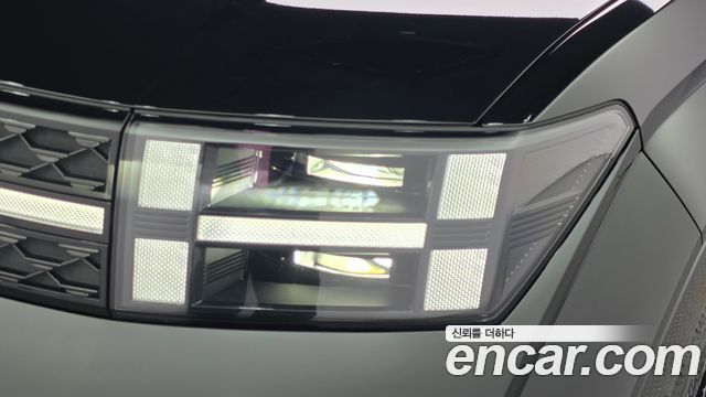 Hyundai Santafe 2025 — photo 8