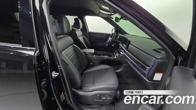 Hyundai Santafe 2025 — photo 16