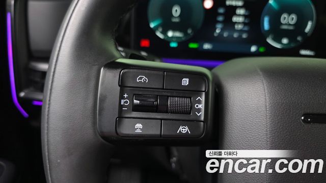 Hyundai Santafe 2025 — photo 29