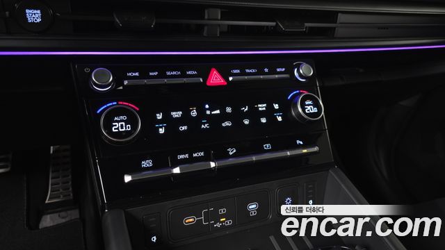Hyundai Santafe 2025 — photo 32