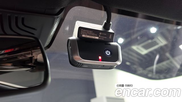 BMW 5-Series 2020 — photo 34
