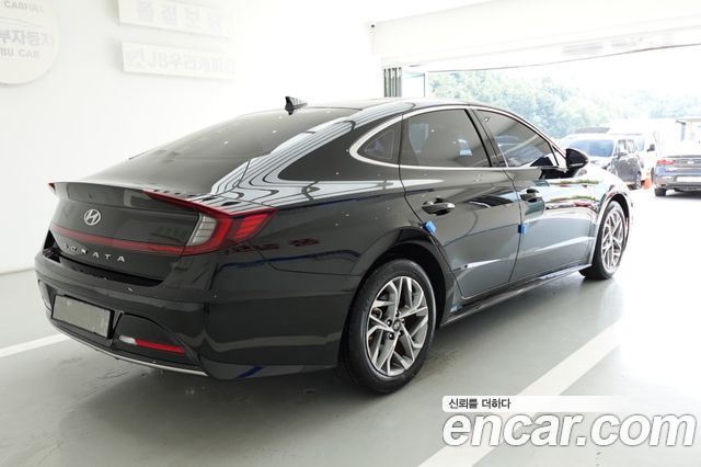 Hyundai Sonata 2023 — photo 2