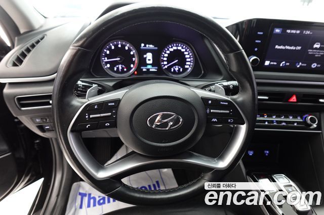 Hyundai Sonata 2023 — photo 12