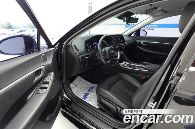 Hyundai Sonata 2023 — photo 19