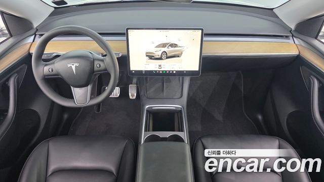 Tesla Model Y 2023 — photo 10