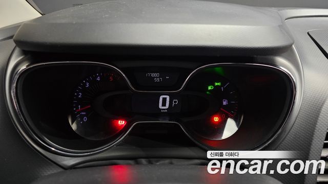 Renault Korea QM3 2016 — photo 11
