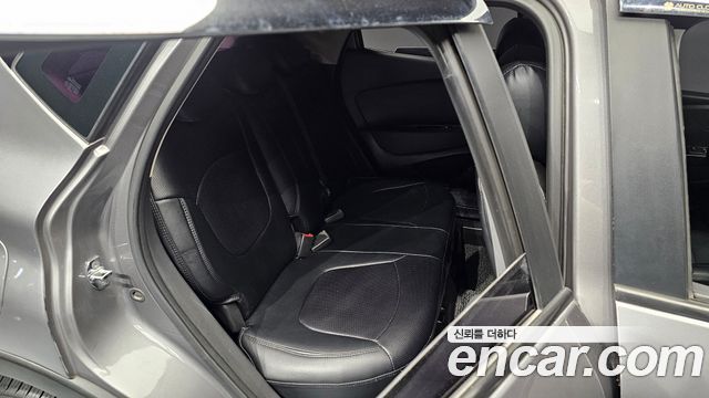 Renault Korea QM3 2016 — photo 17
