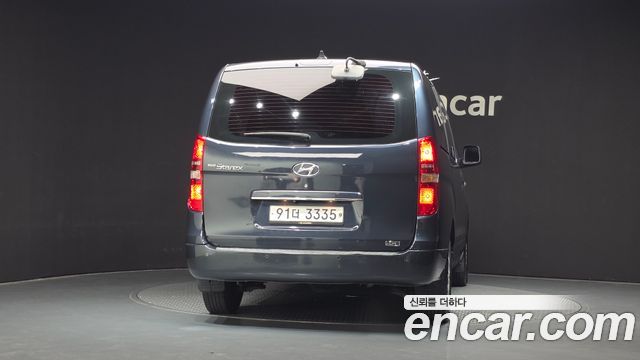 Hyundai Starex 2018 — photo 4