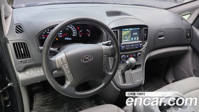 Hyundai Starex 2018 — photo 7