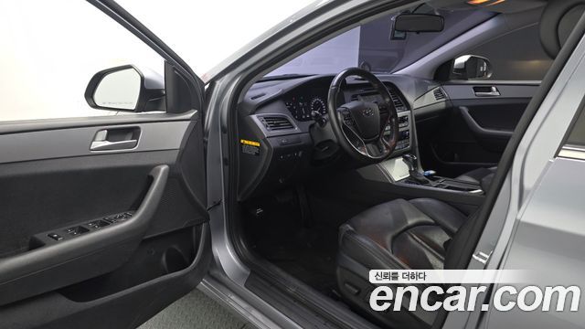 Hyundai Sonata 2016 — photo 13