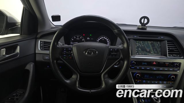 Hyundai Sonata 2016 — photo 20