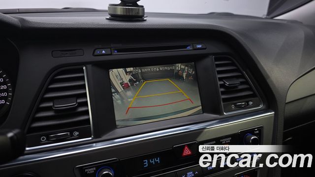 Hyundai Sonata 2016 — photo 22