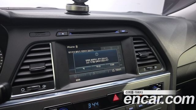 Hyundai Sonata 2016 — photo 24
